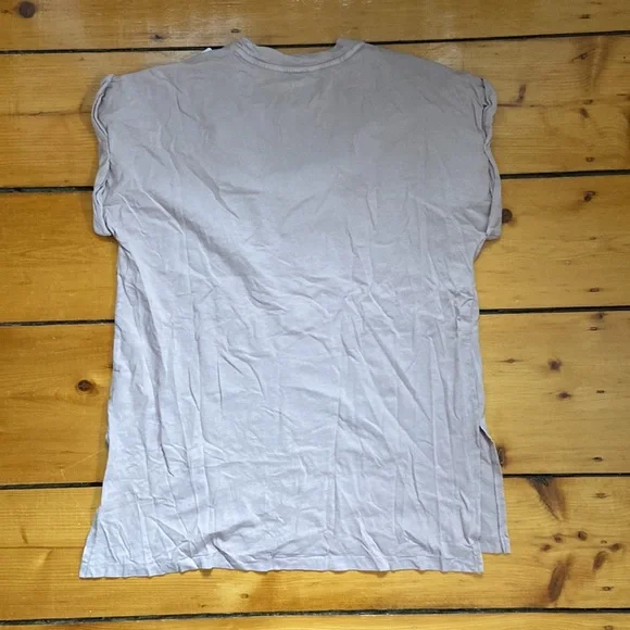 NEW aerie Women's Oversized Short Sleeve V Neck Tee Shirt Size Small NWT - Picture 7 of 14